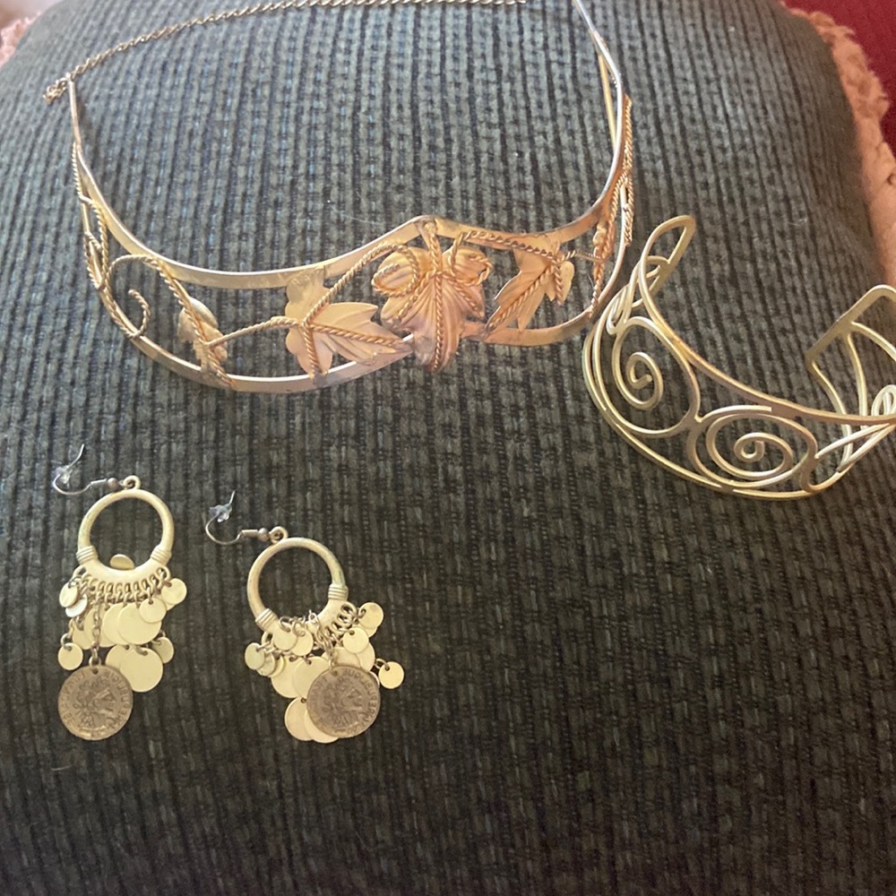 Athena / Halloween costume accessories